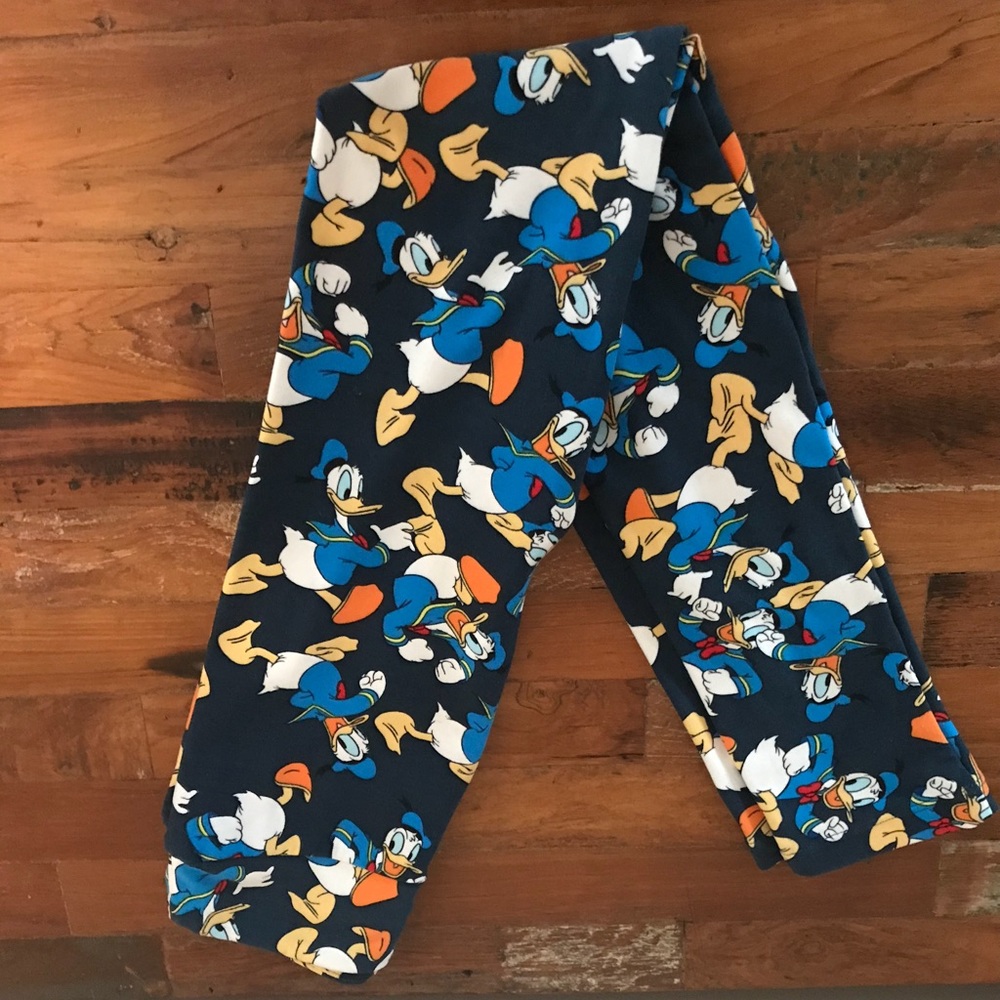 Donald Duck L/XL Lularoe
